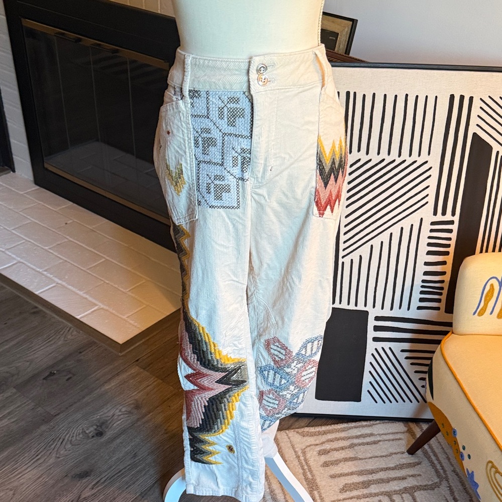 Pilcro Multicolor Patterned Straight Leg Jeans